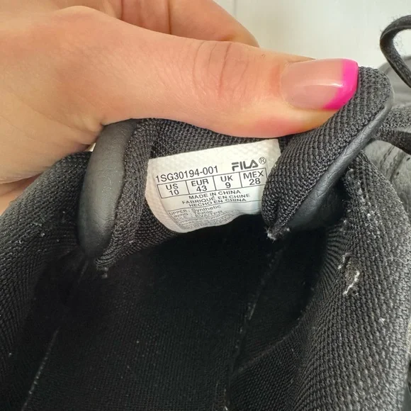 Fila Men's Black Athletic Lace-Up Sneakers - Picture 6 of 6